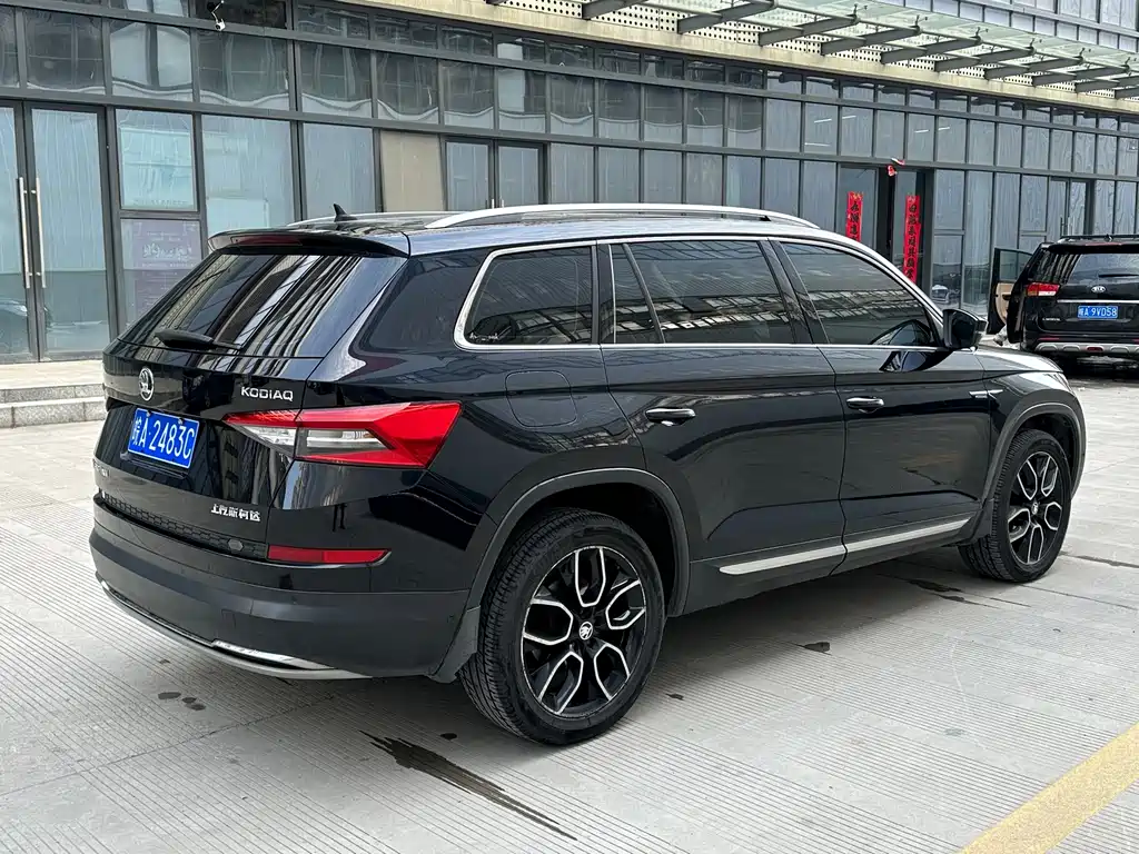 Skoda Kodiaq 2018 TSI380 7 мест Flagship