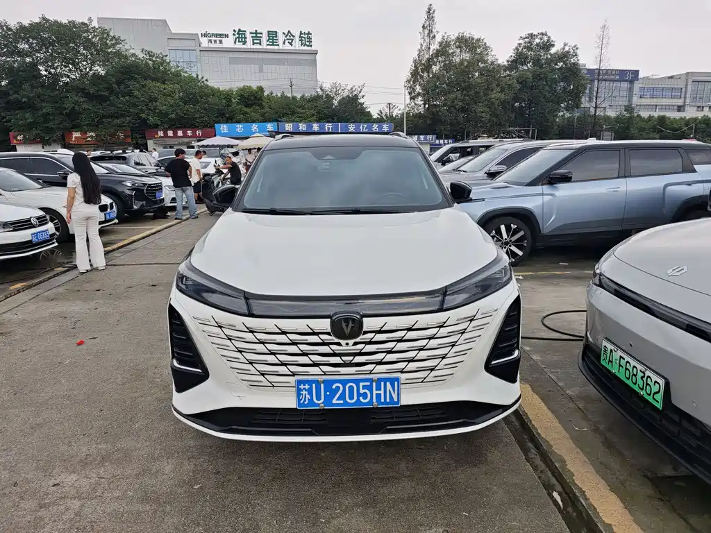 Changan CS75 — миниатюра 2