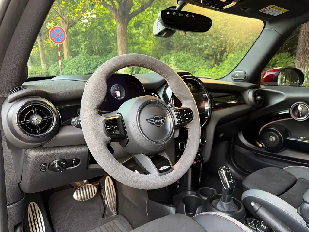Mini JCW 2023 2.0T JOHN COOPER WORKS ALL-IN