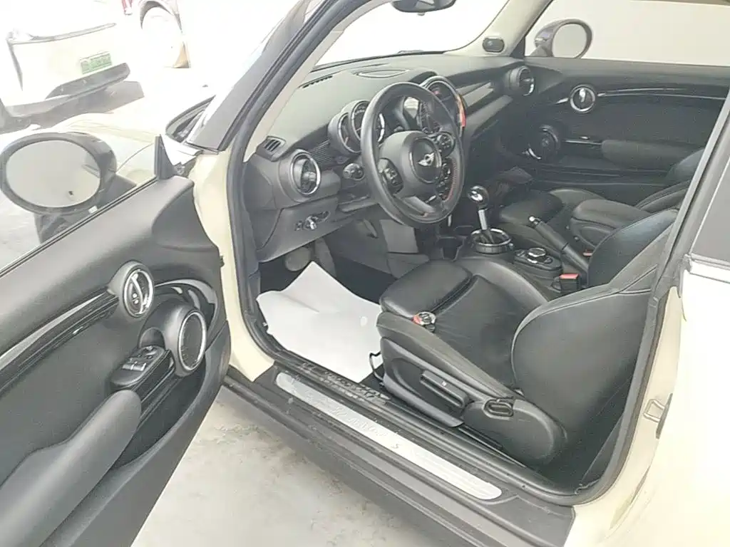MINI Mini — миниатюра 16