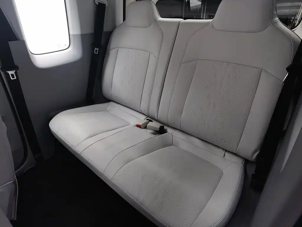 Wuling Air ev — миниатюра 15