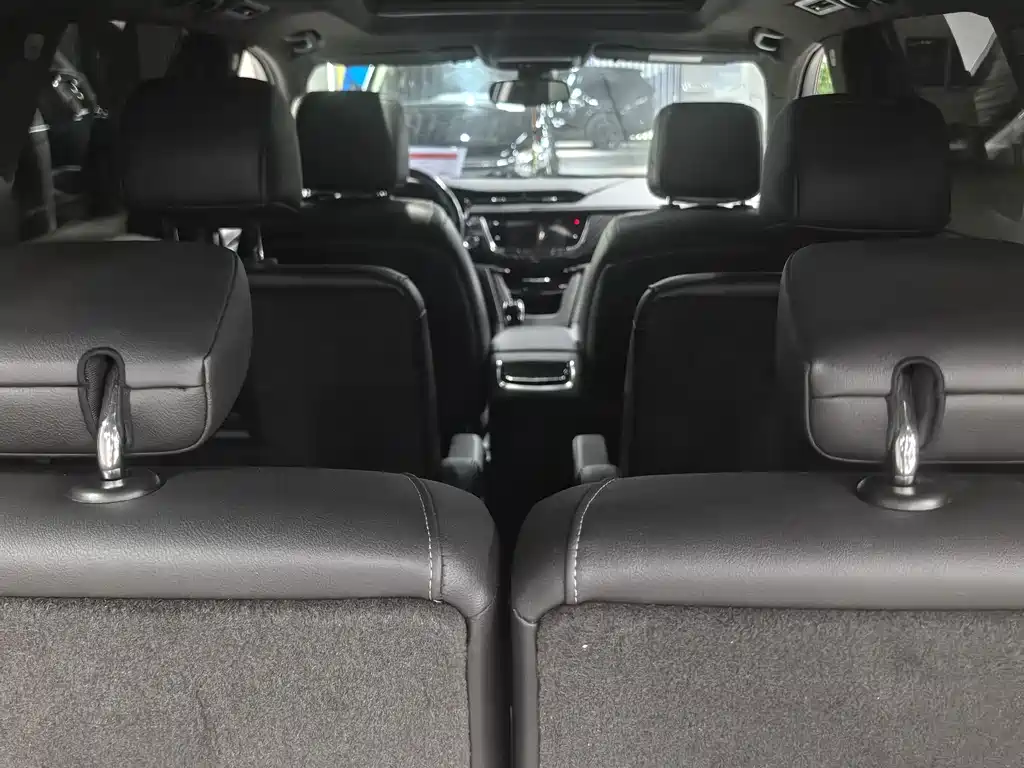 Cadillac XT6 — миниатюра 17