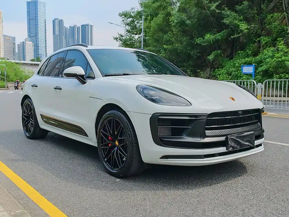 Porsche Macan — миниатюра 3