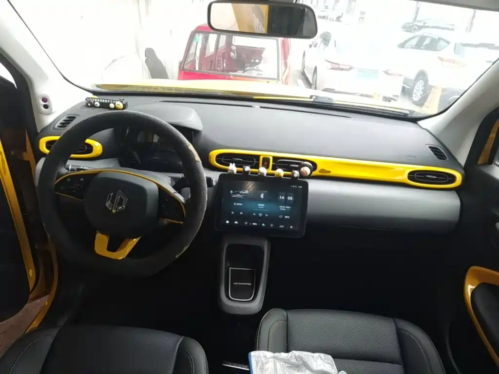 Leapmotor Leapmotor T03 — миниатюра 10