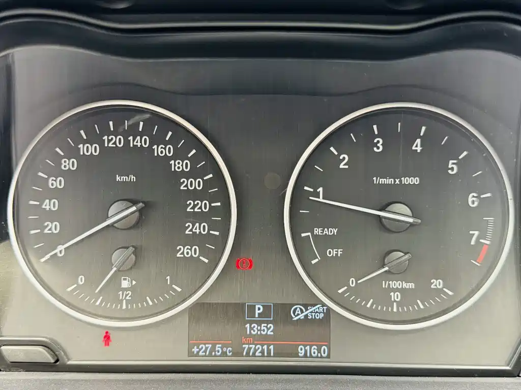 BMW 1 Series (Import) — миниатюра 12