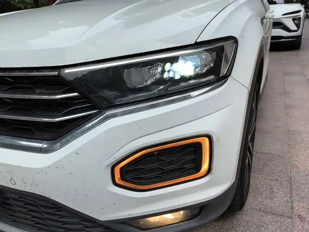 Volkswagen T-Roc — миниатюра 24