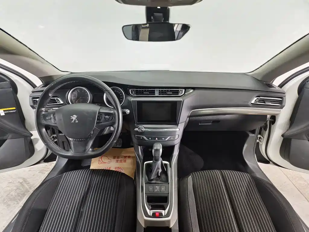 Peugeot 408 — миниатюра 9