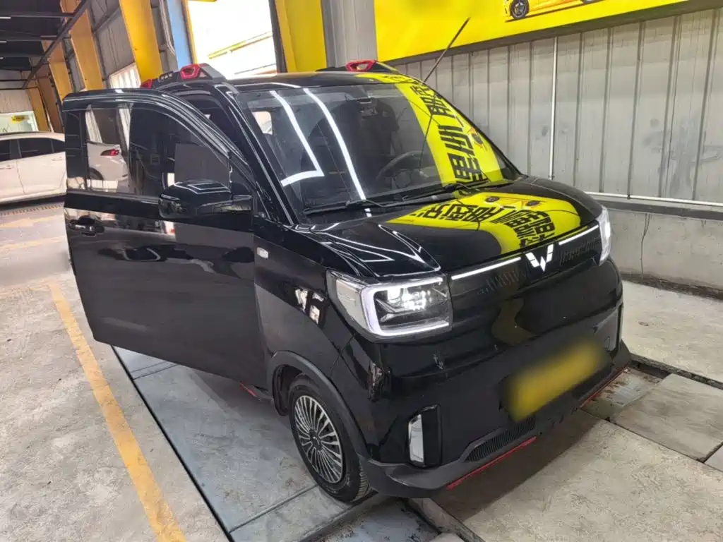 Wuling MINIEV — миниатюра 4