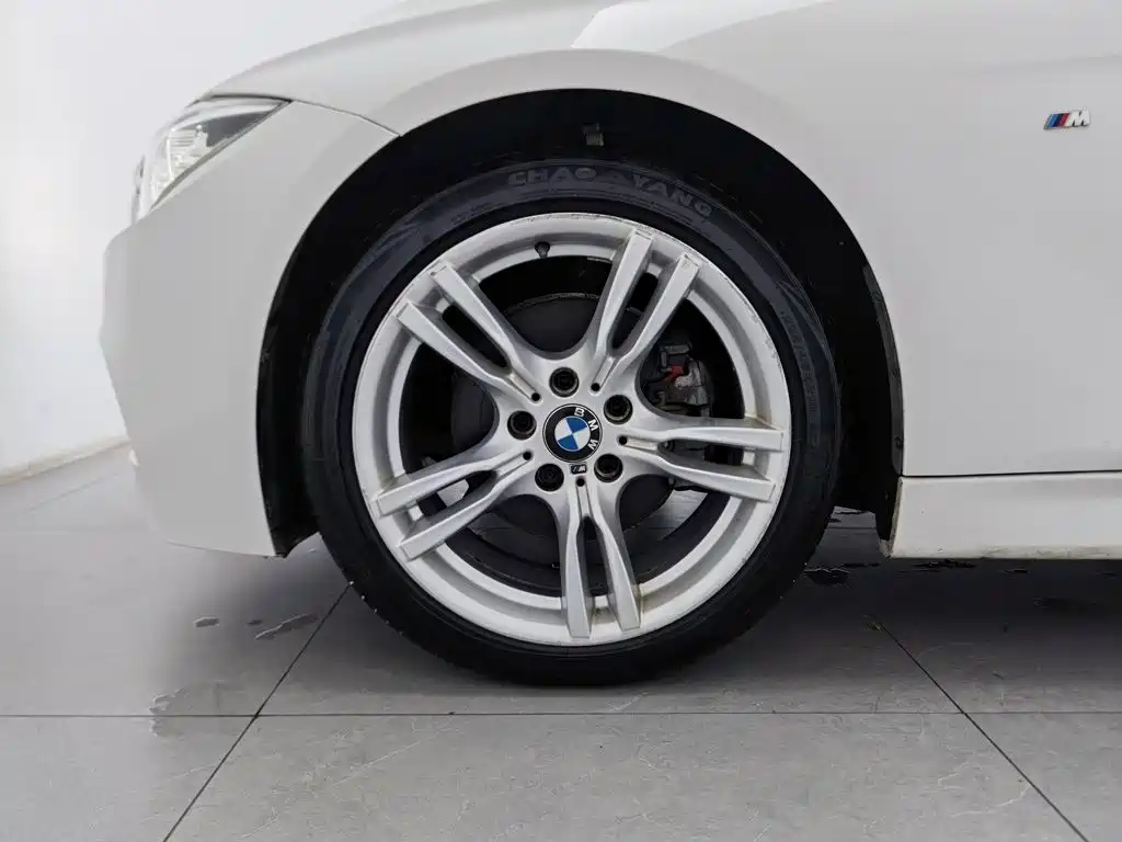 BMW 3 Series — миниатюра 17