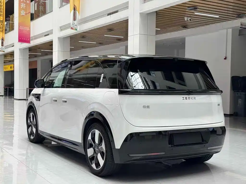 Zeekr Mix 2025 Smart Drive
