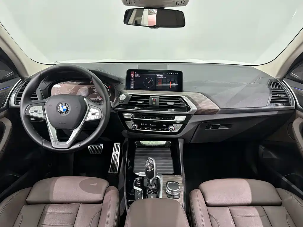 BMW X3 — миниатюра 13