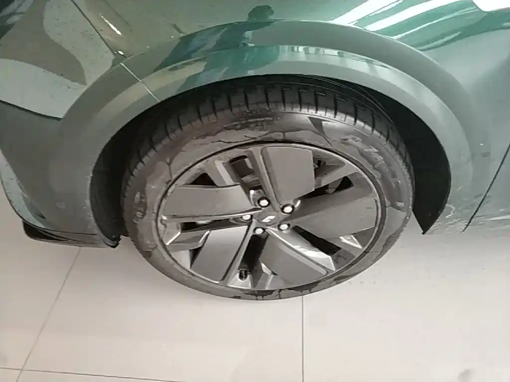 Li Auto Li L6 — миниатюра 23