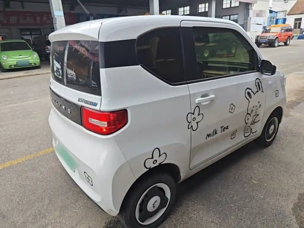 Wuling MINIEV — миниатюра 7