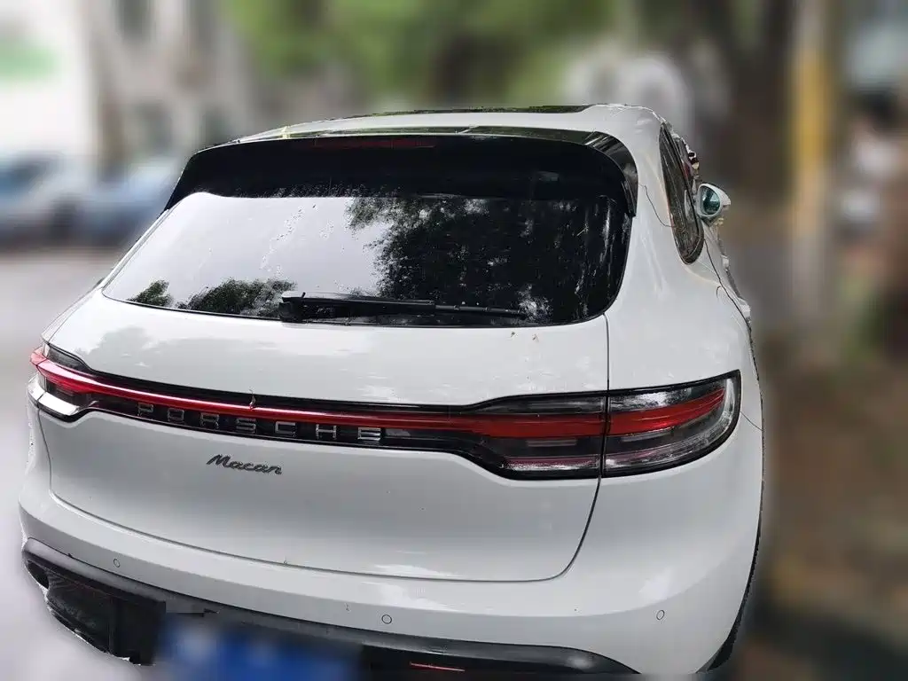Porsche Macan — миниатюра 3
