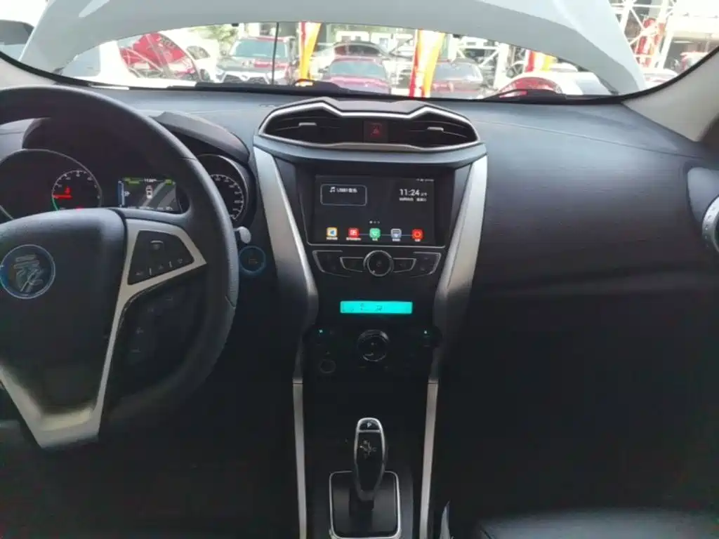 BYD Yuan EV — миниатюра 13