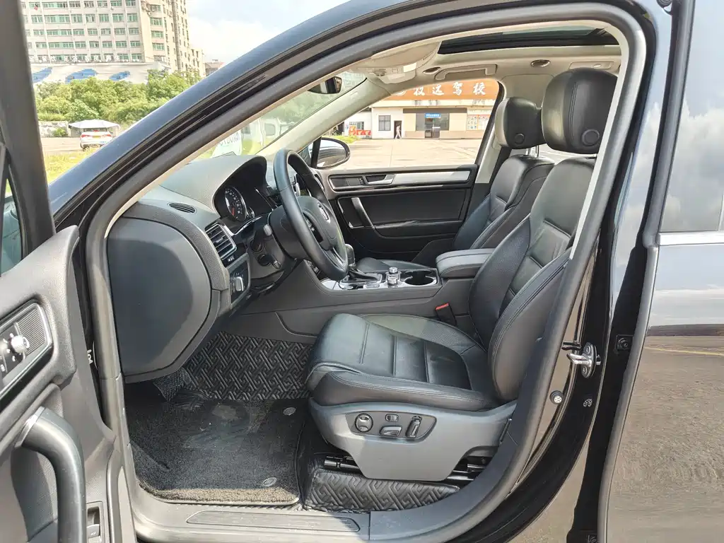 Volkswagen Touareg 2017 3.0TSI