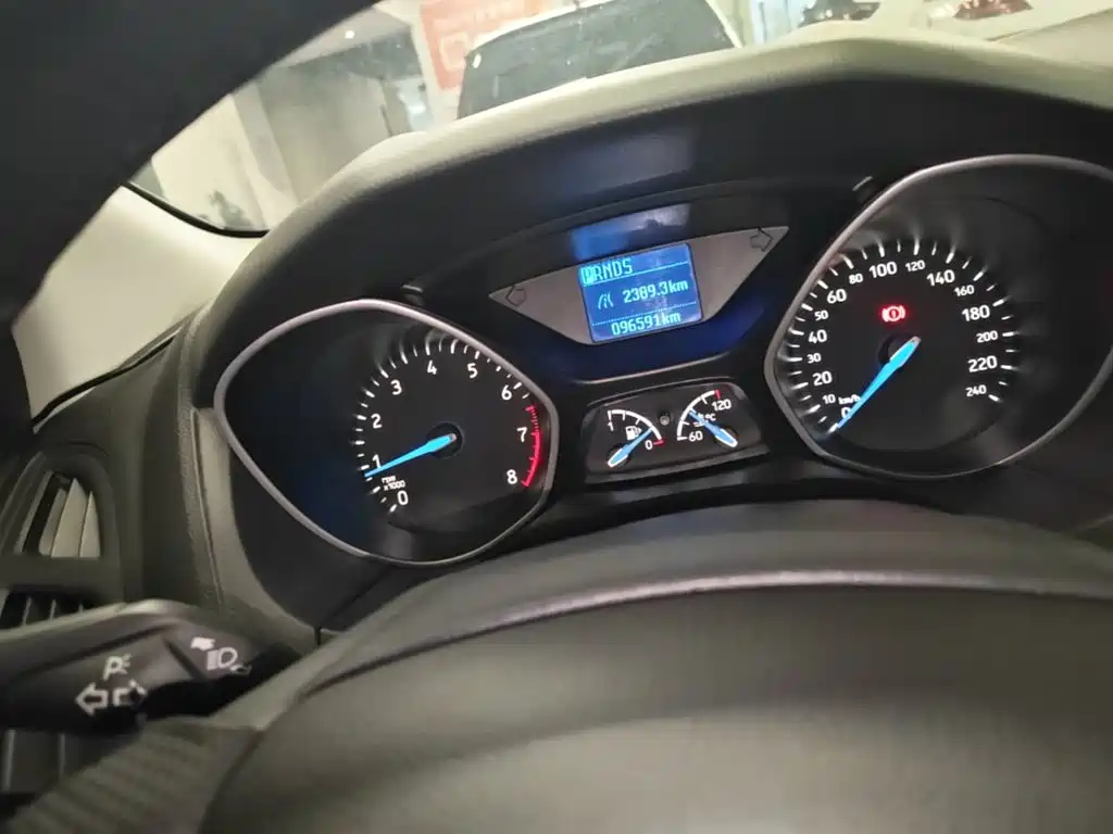 Ford Focus — миниатюра 12