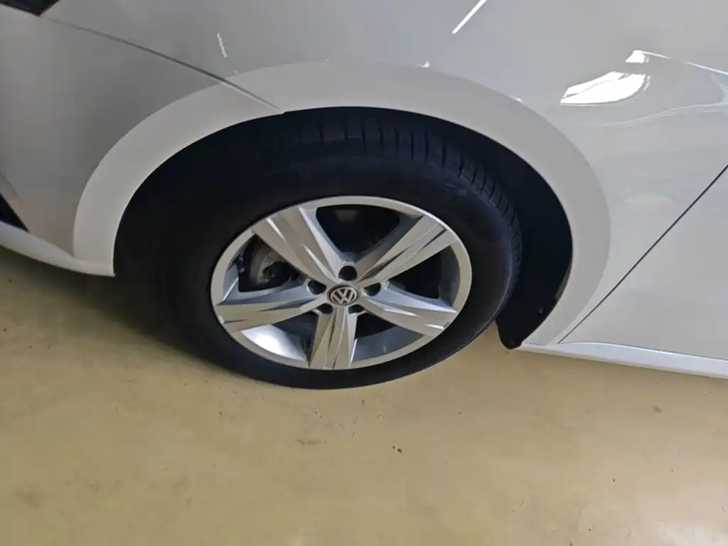 Volkswagen Lavida — миниатюра 23