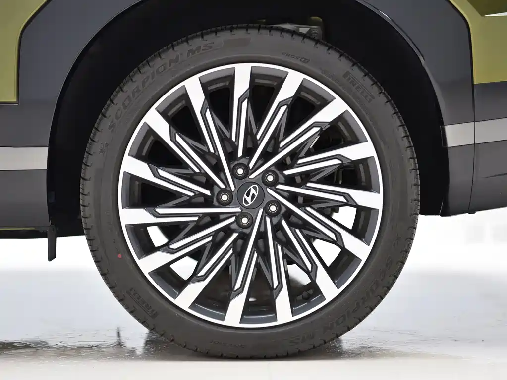 Hyundai Santa Fe — миниатюра 25
