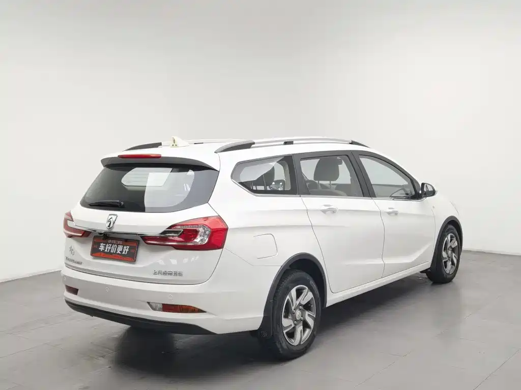 Baojun 310W — миниатюра 2