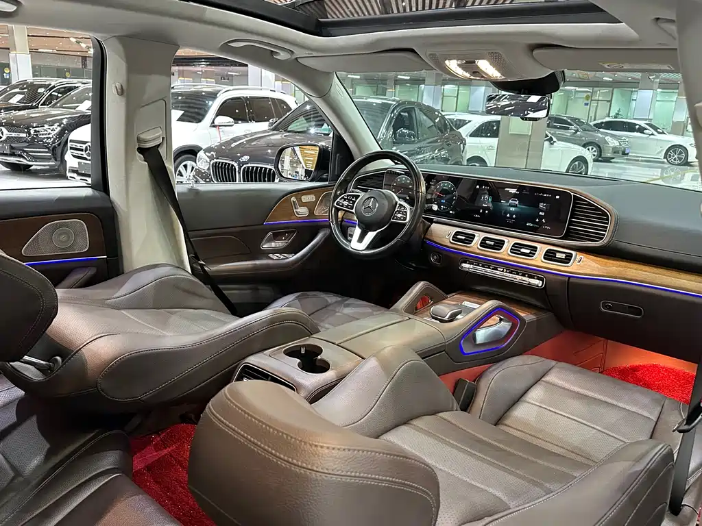 Mercedes-Benz GLE New Energy — миниатюра 11