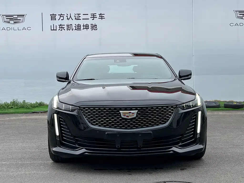Cadillac CT5 — миниатюра 2