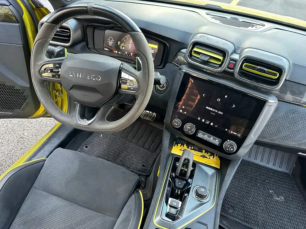 Lynk & Co 03 — миниатюра 20