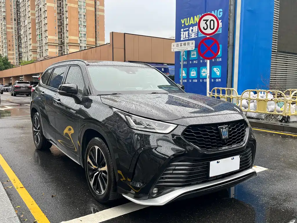 Toyota Crown Kluger 2022 2.5L HEV Luxury