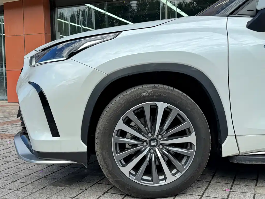 Toyota Crown Kluger 2024 2.5L HEV Luxury
