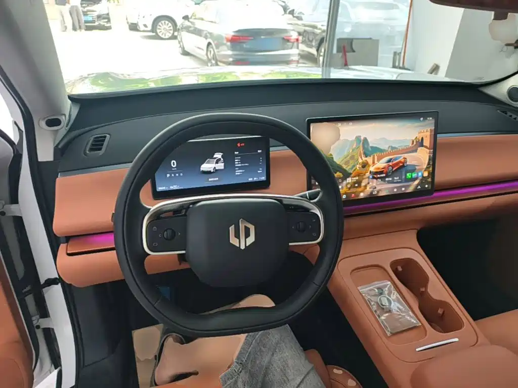 Leapmotor Leapmotor C10 — миниатюра 10