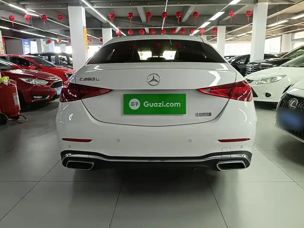 Mercedes-Benz C-Class — миниатюра 6
