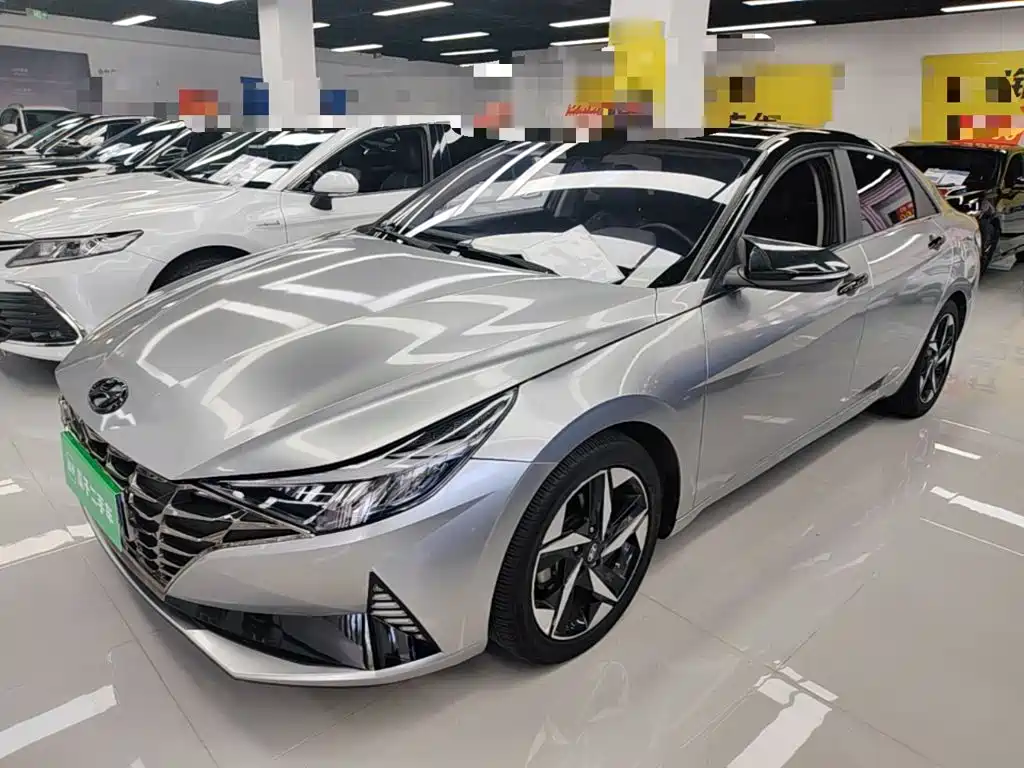 Hyundai Elantra — миниатюра 2