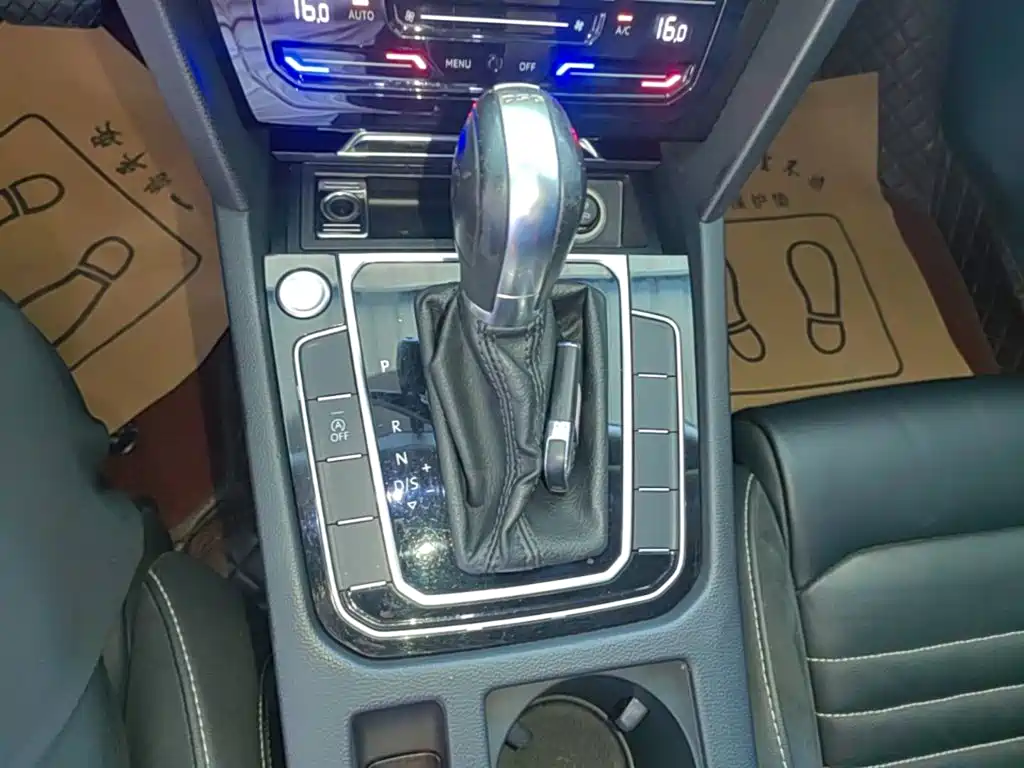 Volkswagen Magotan — миниатюра 14