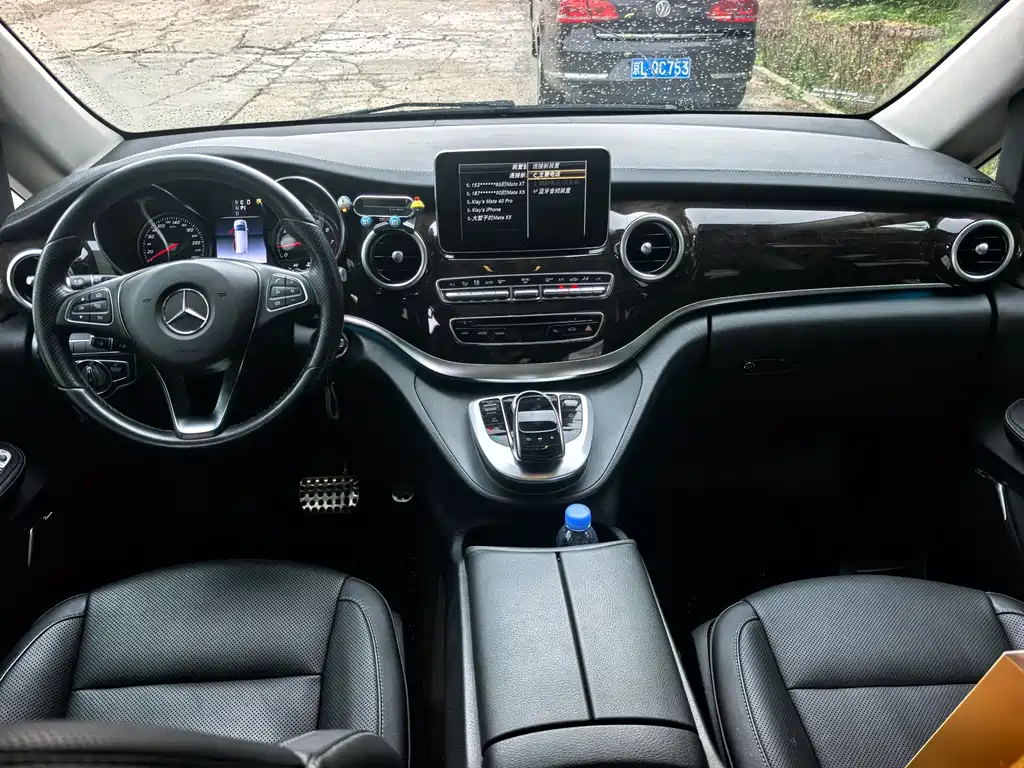 Mercedes-Benz V-Class — миниатюра 8