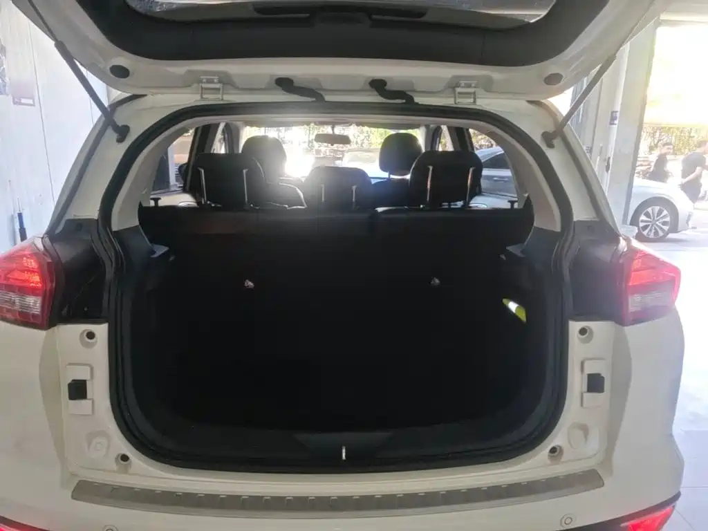 BAIC Senova X35 — миниатюра 19