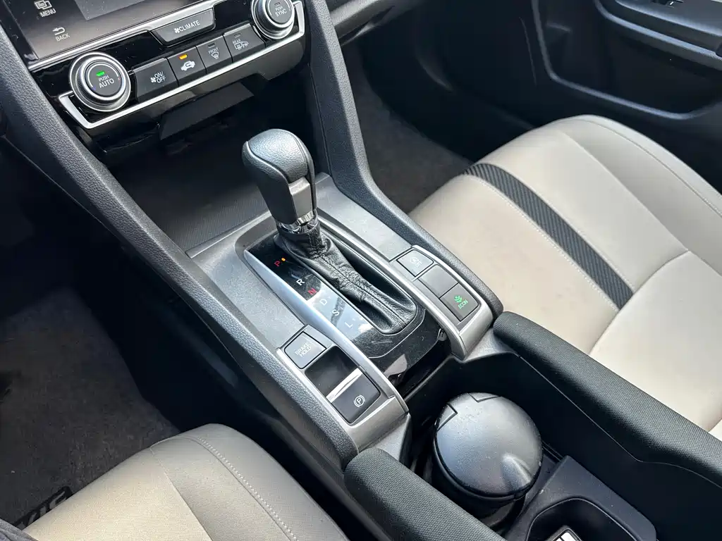 Honda Civic — миниатюра 6