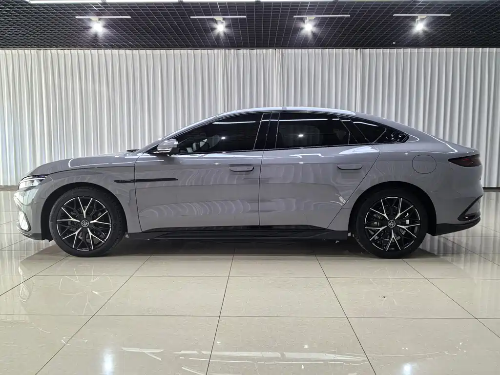 BYD Han — миниатюра 7