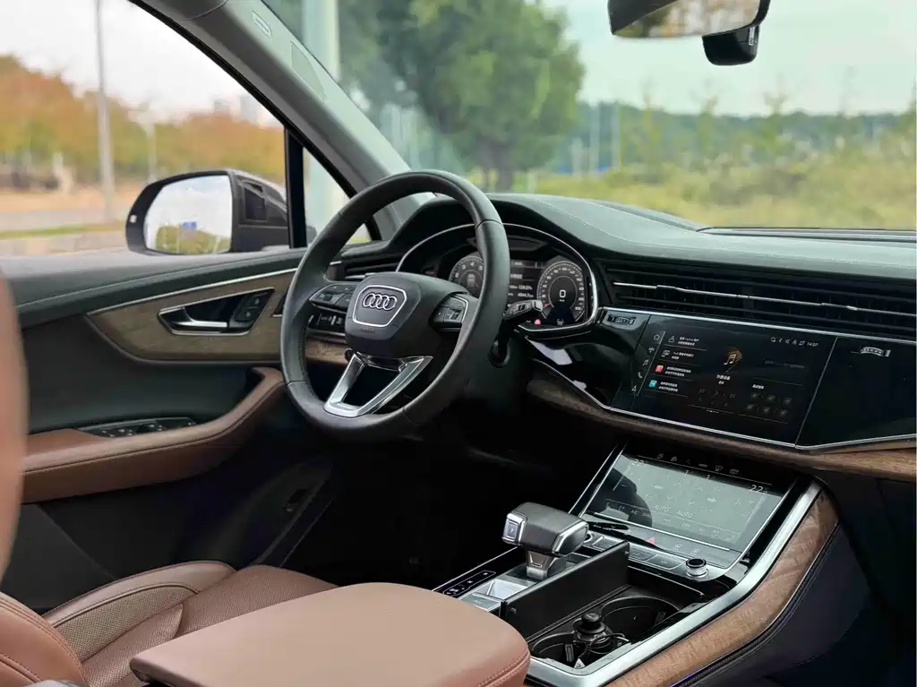 Audi Q7 — миниатюра 14
