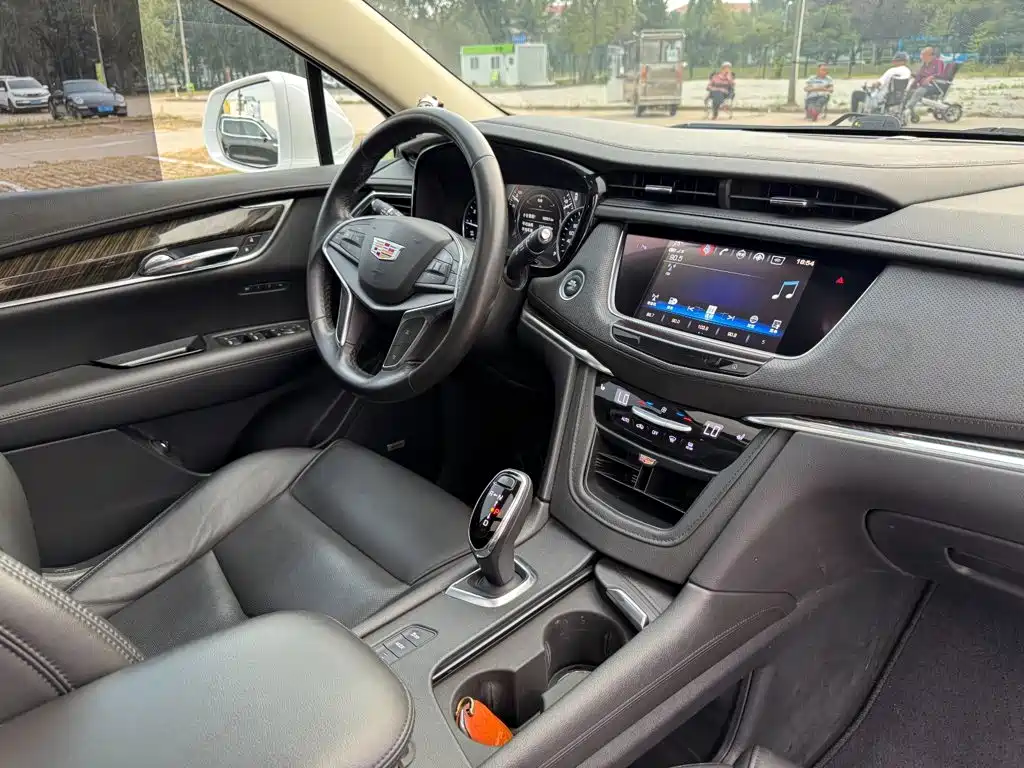 Cadillac XT5 — миниатюра 32