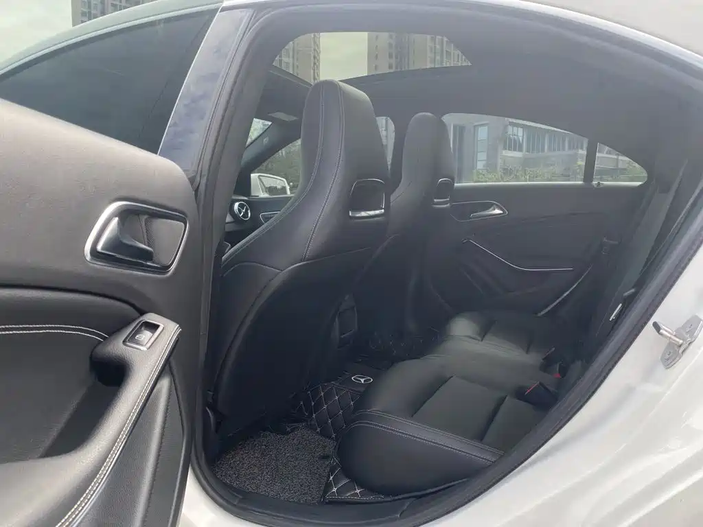 Mercedes-Benz CLA (Import) — миниатюра 10