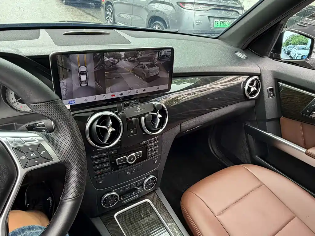 Mercedes-Benz GLK 2015 GLK 300 4MATIC Luxury