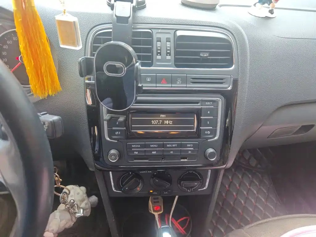 Volkswagen Polo — миниатюра 10