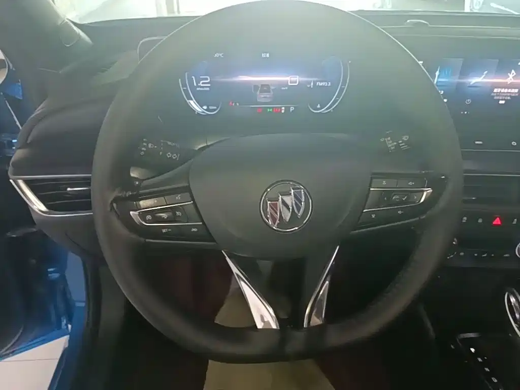 Buick Verano — миниатюра 11