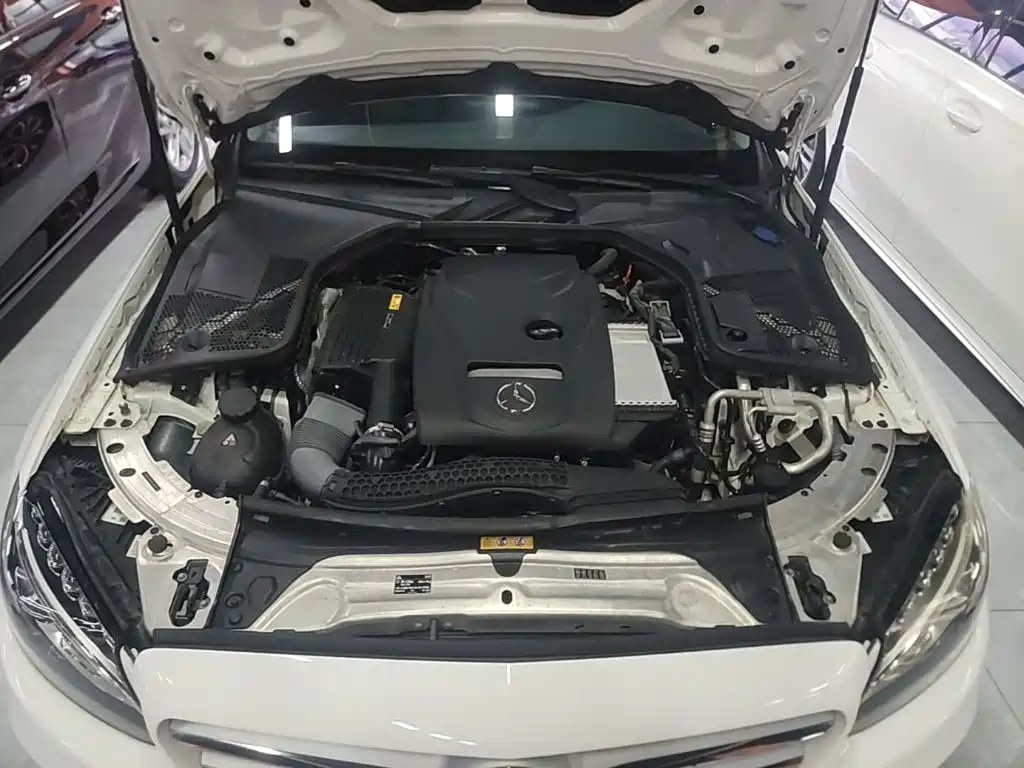 Mercedes-Benz C-Class — миниатюра 20