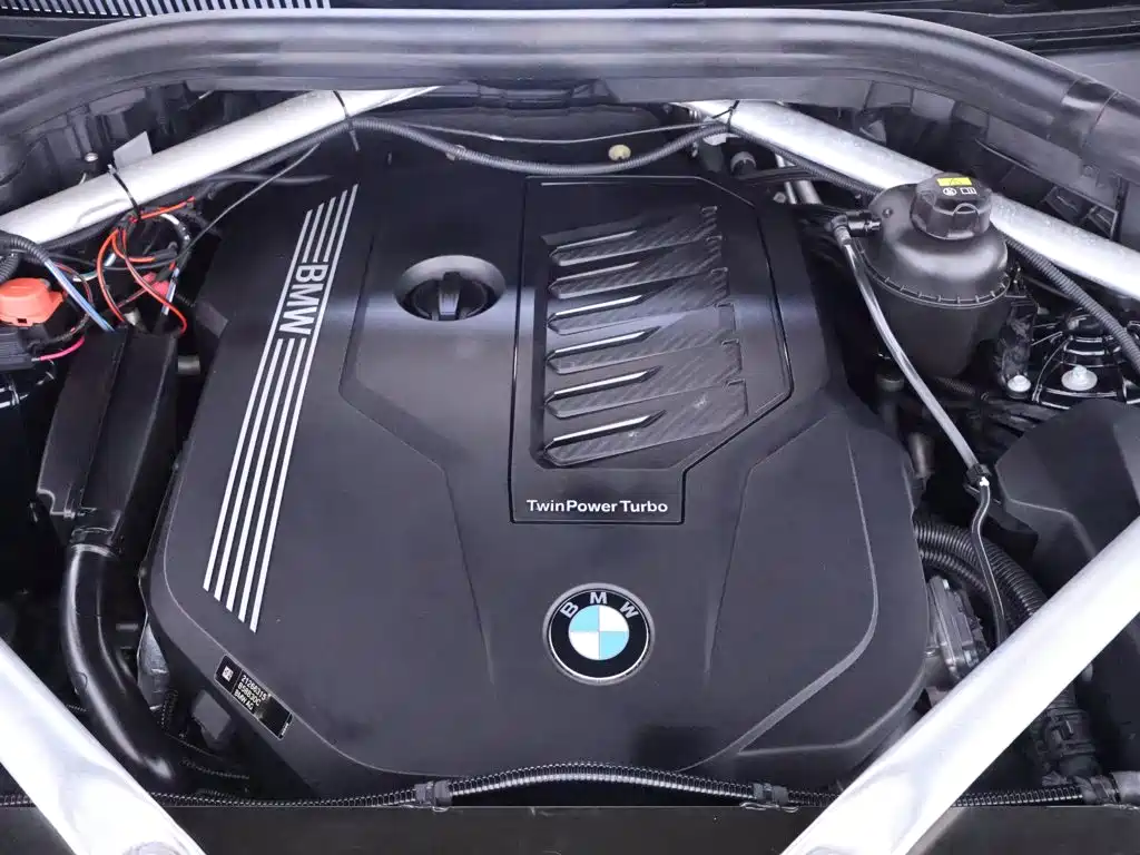 BMW X5 (Import) — миниатюра 24