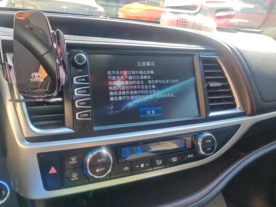 Toyota Highlander — миниатюра 13