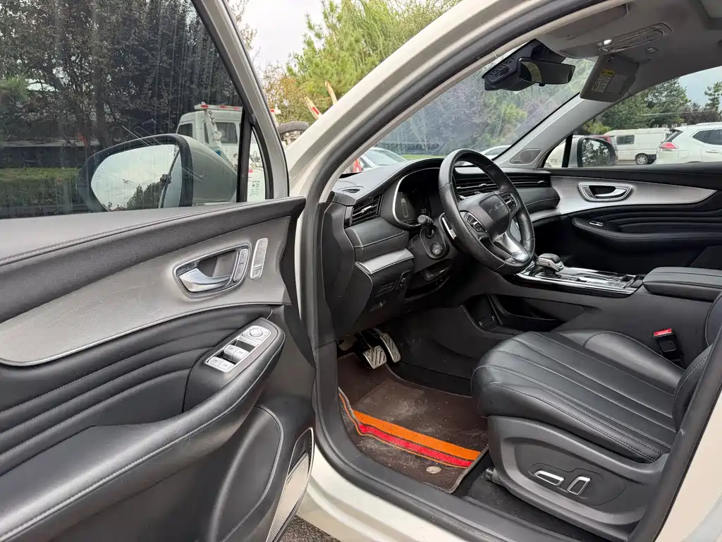Roewe RX5 MAX — миниатюра 12