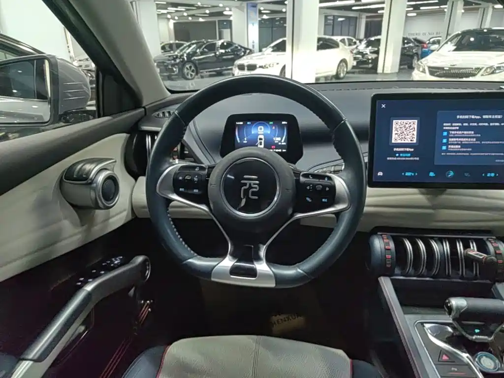 BYD Yuan Plus — миниатюра 11