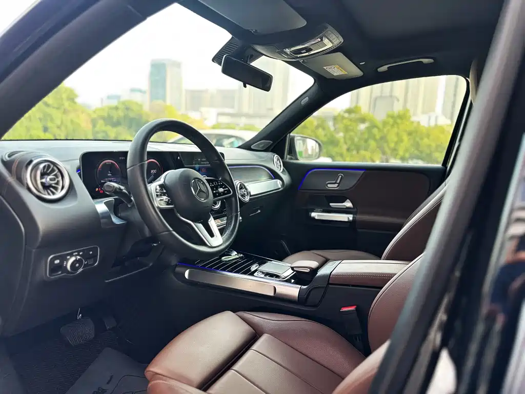 Mercedes-Benz GLB — миниатюра 6