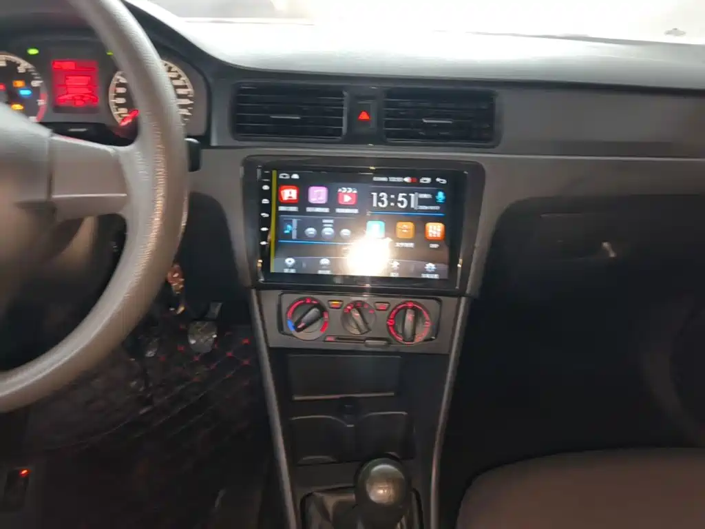 Volkswagen Santana — миниатюра 13
